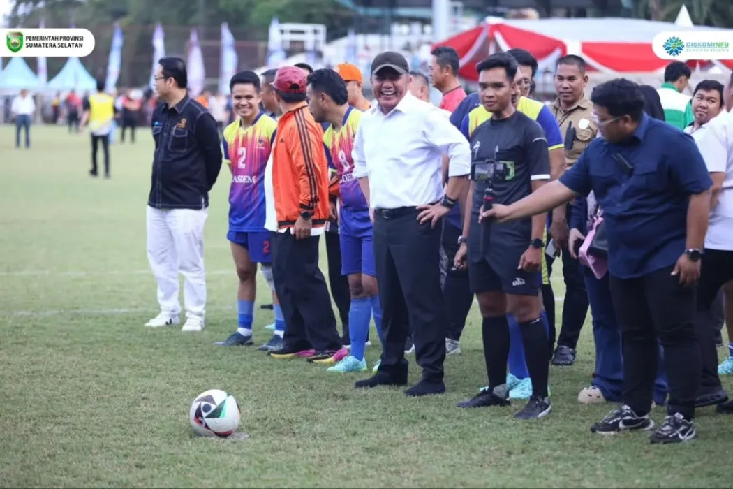 Gubernur HD : Jadikan Turnamen Sepak Bola Antar Partai Momen Ukhuwah Kompak Sesama Insan Politik